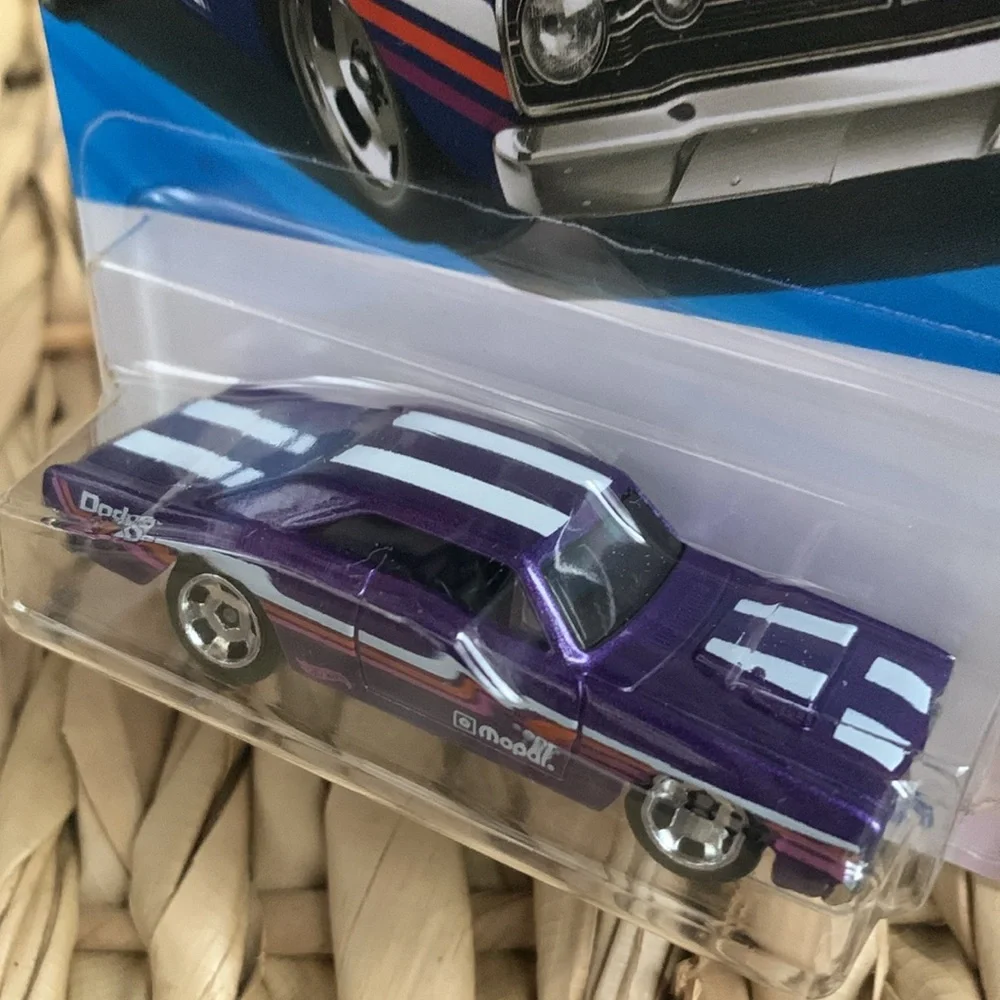 Hot Wheels 1968 Dodge Dart HotWheels 1960s 60s Purple Muscle Race Car New 2025